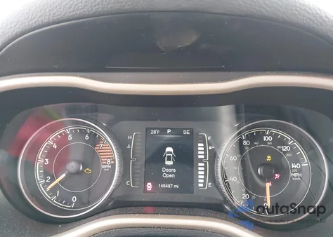 2016 Jeep Cherokee 75Th Anniversary z USA, uszkodzony, nr VIN 1C4PJMCS6GW295760